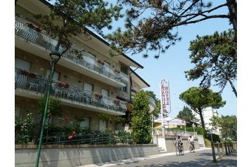 Włochy Hotel Lignano Pineta, Zewnątrz